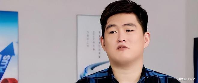 得像民工网友：这熊样在俺村难找媳妇CQ9电子赵本山儿子开罕见豪车穿