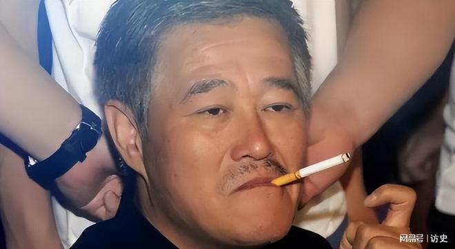 得像民工网友:这熊样在俺村难找媳妇CQ9电子赵本山儿子开罕见豪车穿(图6) 得像民工网友:这熊样在俺村难找媳妇CQ9电子赵本山儿子开罕见豪车穿(图6)