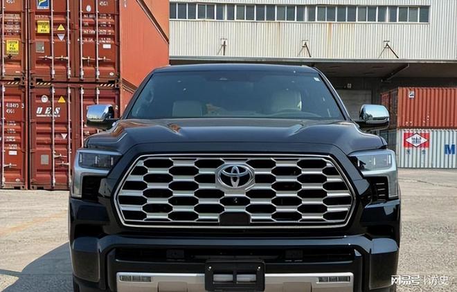 得像民工网友:这熊样在俺村难找媳妇CQ9电子赵本山儿子开罕见豪车穿(图11) 得像民工网友:这熊样在俺村难找媳妇CQ9电子赵本山儿子开罕见豪车穿(图11)